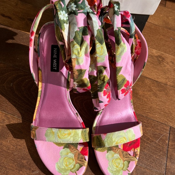 Nine West Kelsie 2 High Heels - Picture 3 of 9